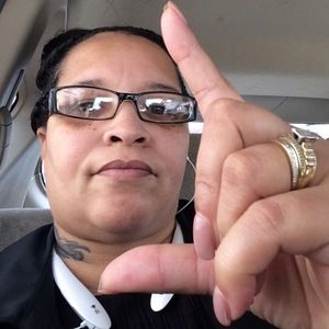 Meet your Posher, Tonia